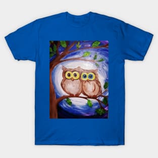 2 Owls in Tree T-Shirt